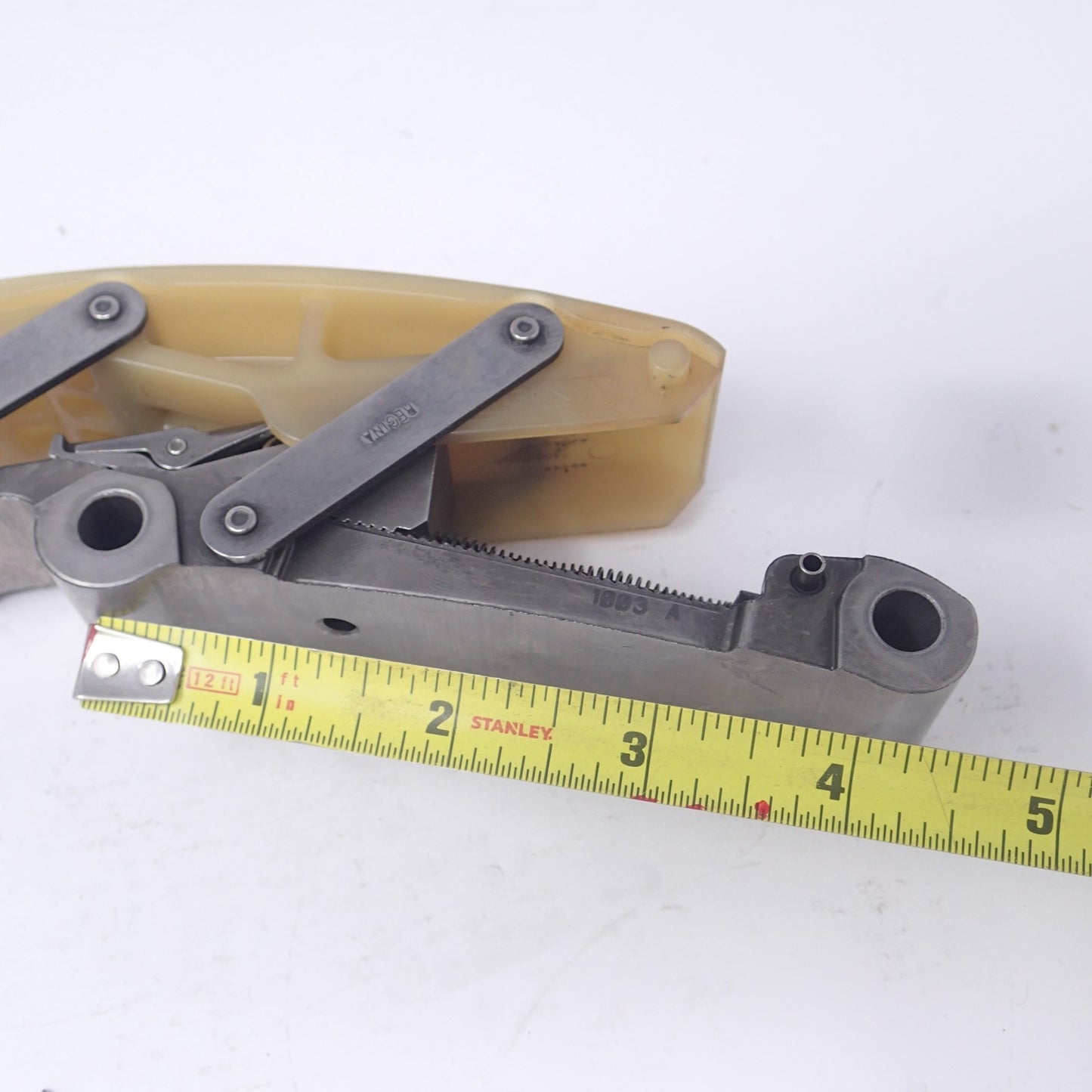 2011 Harley Davidson Road King FLHR Primary Chain Tensioner Assembly 39929-06B