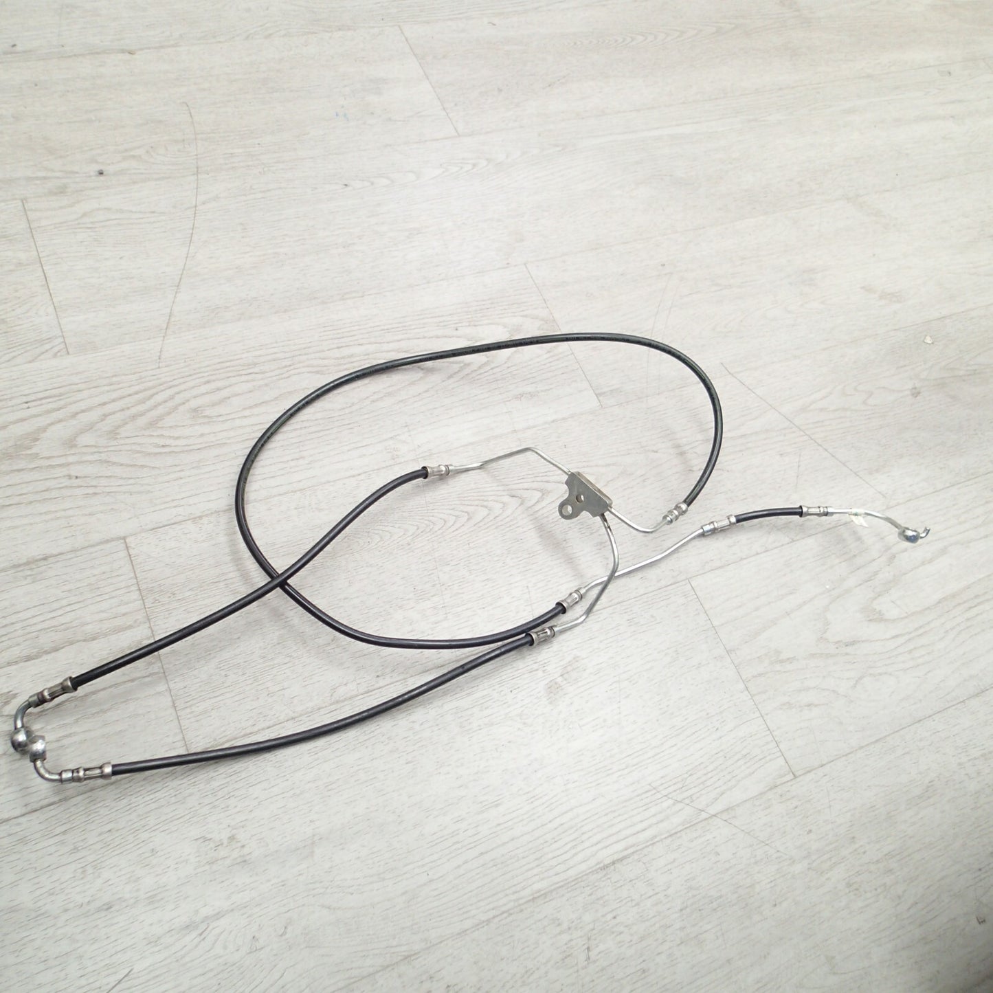 Harley-Davidson 2009-2013 Touring Front Brake Lines 40612-09