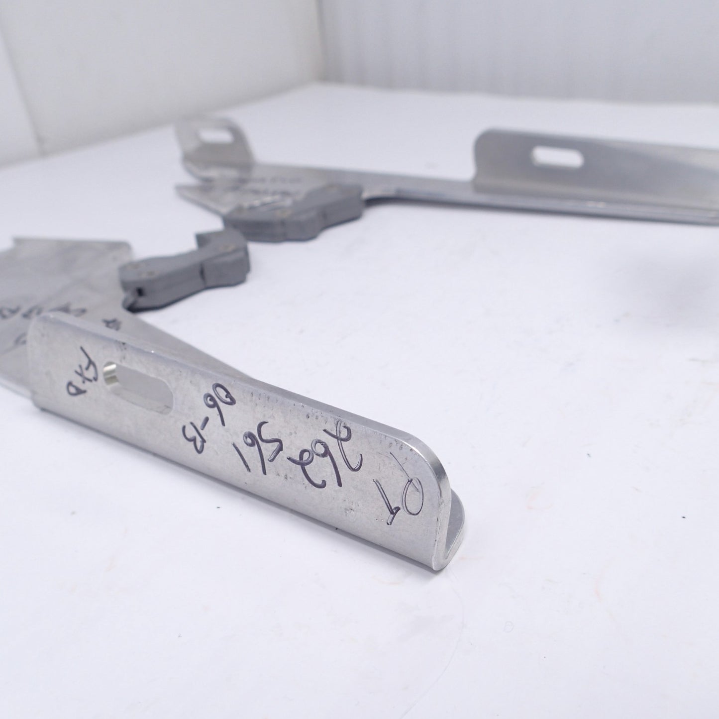 Memphis Shades MEM8976 NO CLAMPS 2006 - 2009 HARLEY DAVIDSON FXDL DYNA LOW RIDER