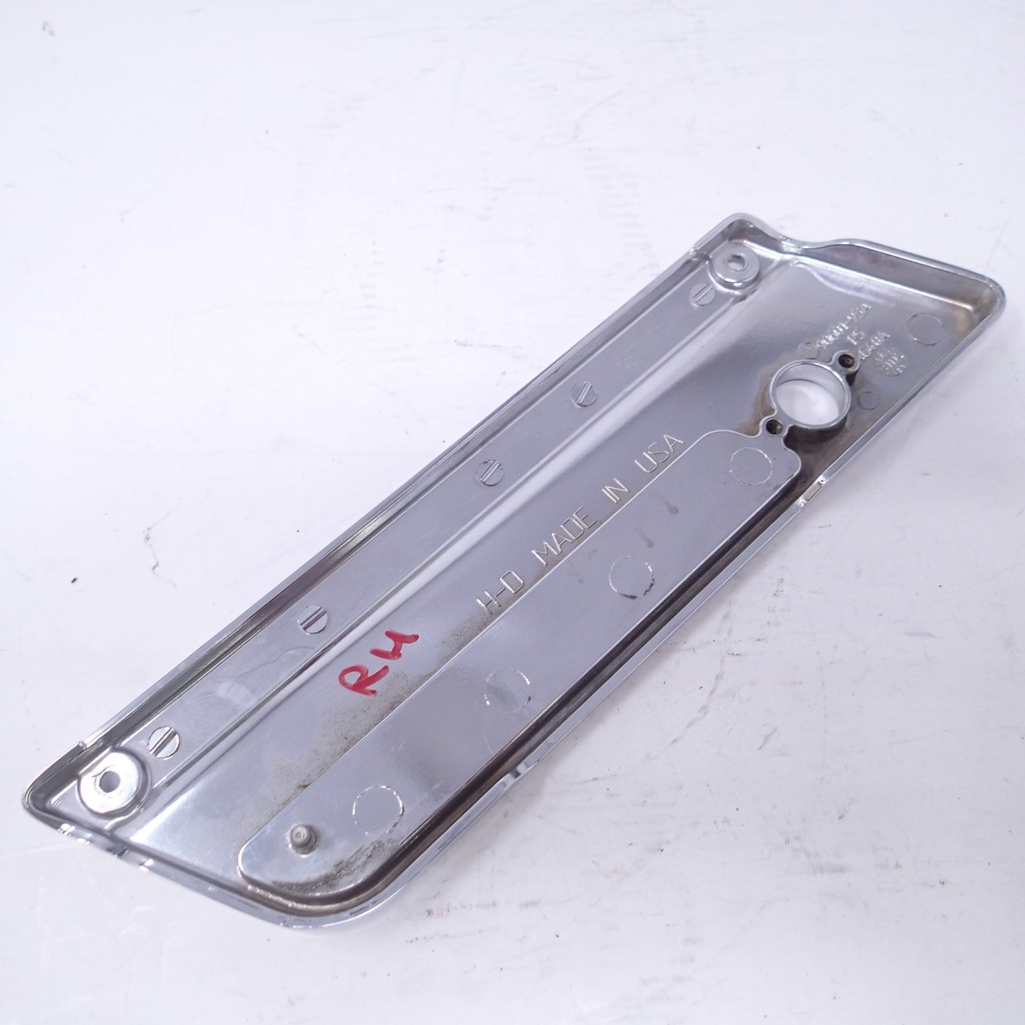 90601-93A Damage 93-2013 HARLEY-DAVIDSON TOURING RIGHT SADDLEBAG LATCH COVER ONE