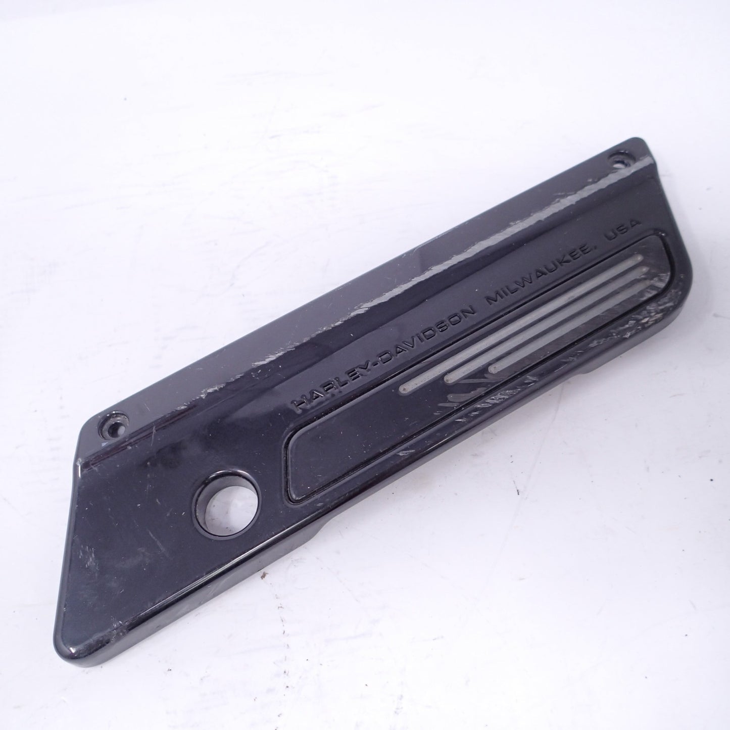 90601-93A Damage 93-2013 HARLEY-DAVIDSON TOURING RIGHT SADDLEBAG LATCH COVER ONE