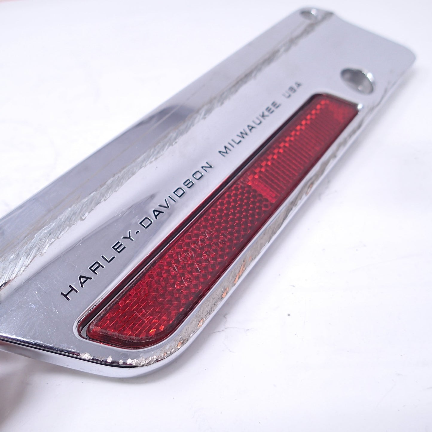 08-13 Harley Davidson FLHTK GLIDE LEFT SADDLEBAG LATCH 906039 (ONE UNIT)