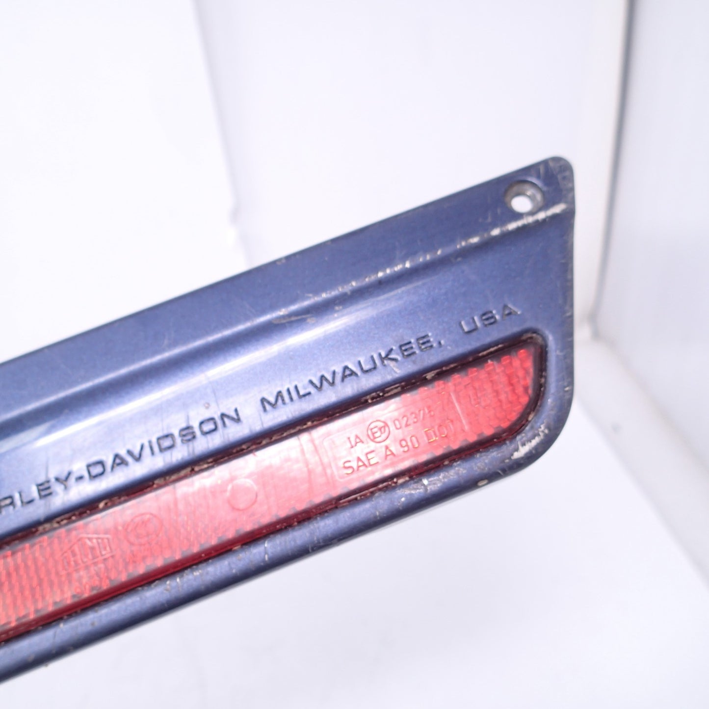 90601-93A USED 93-2013 HARLEY-DAVIDSON TOURING RIGHT SADDLEBAG LATCH COVER ONE