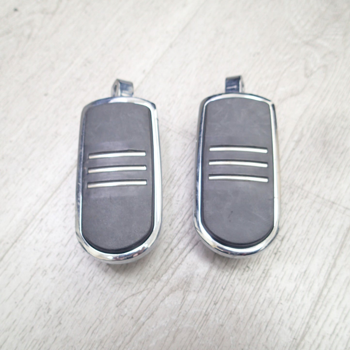 2016 OEM Harley-Davidson Road Glide Special Passenger Foot Pegs 50211-04