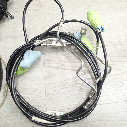 Harley-Davidson Electra FLHTCU 2016 Front Brake Lines ABS 41800544 / 41800547