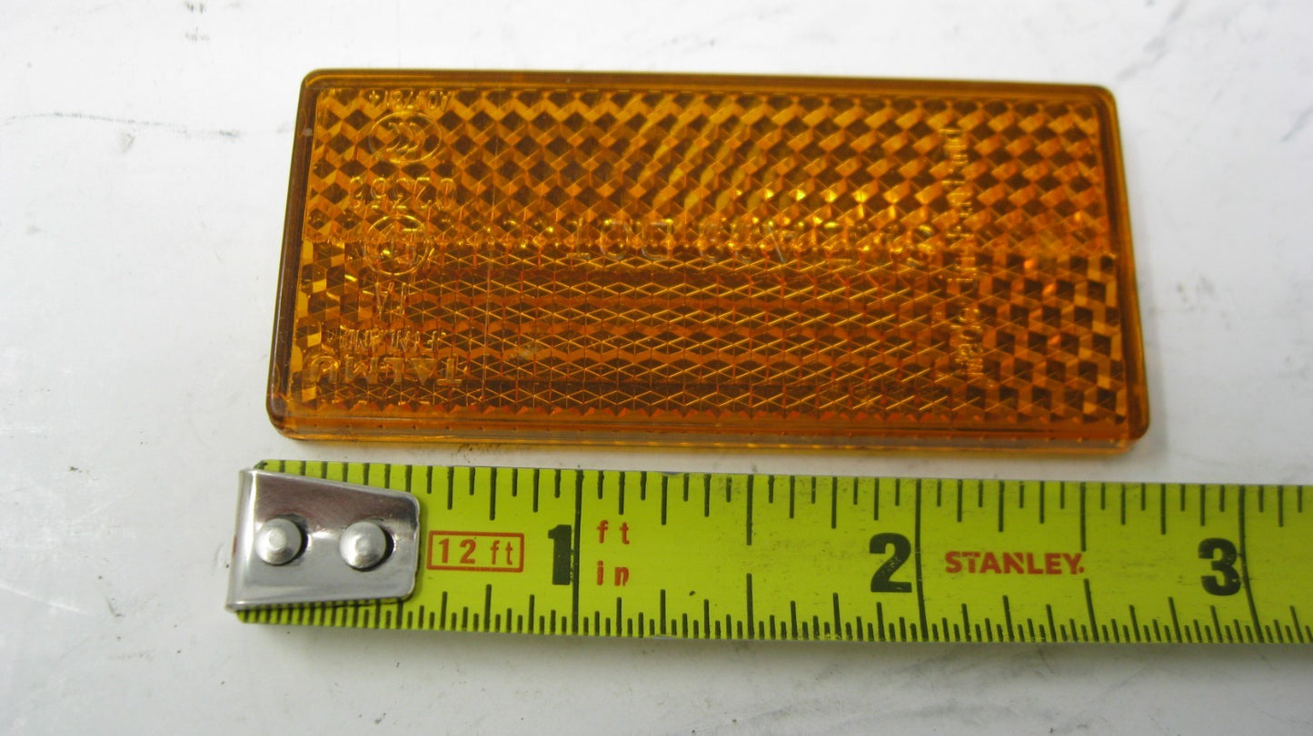 Harley-Davidson OEM NOS 2.75" x 1.25"  Amber Reflector (Single Unit)  59256-84A