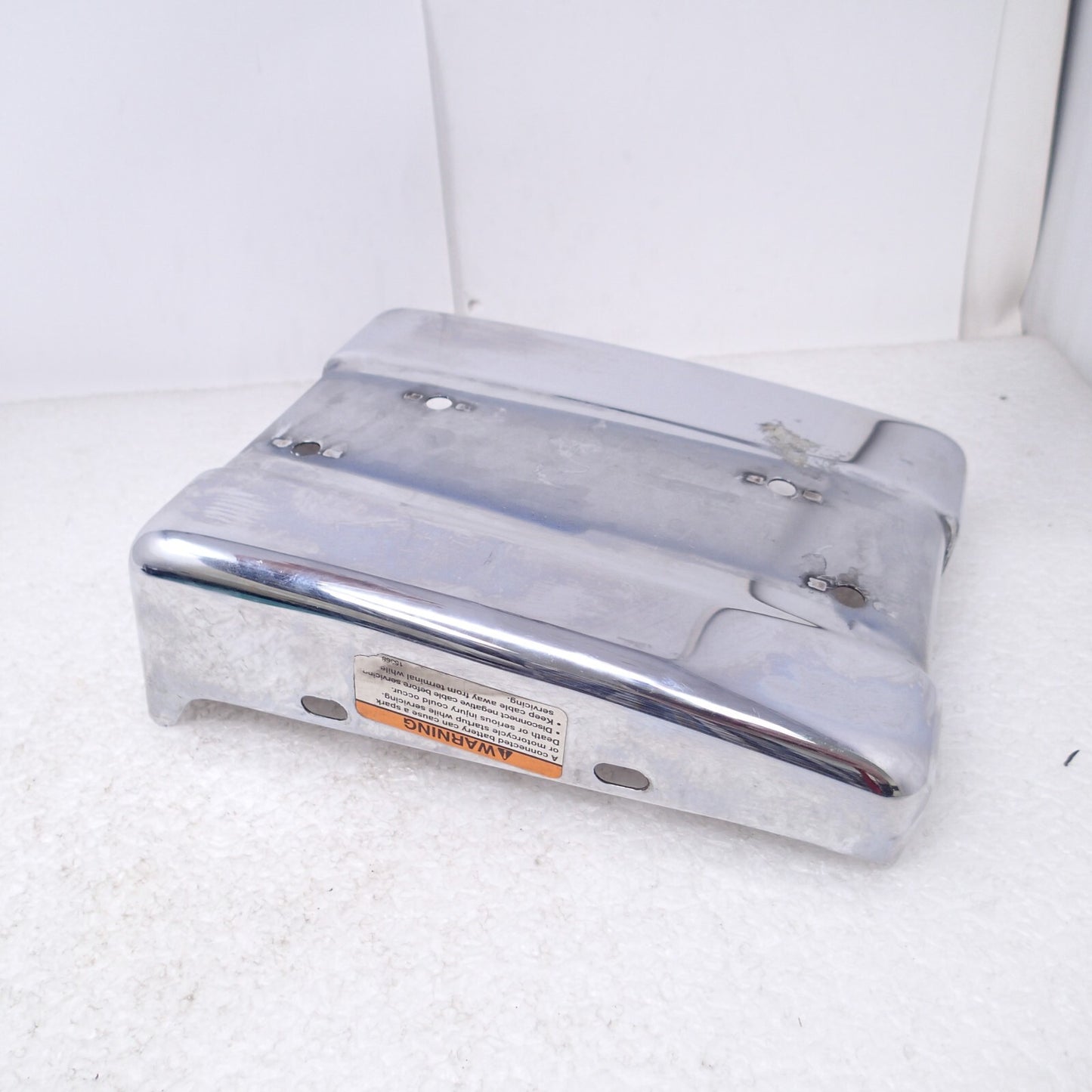 13-17 Harley FXDL Dyna Low Rider Battery Tray & Side Cover 61300151
