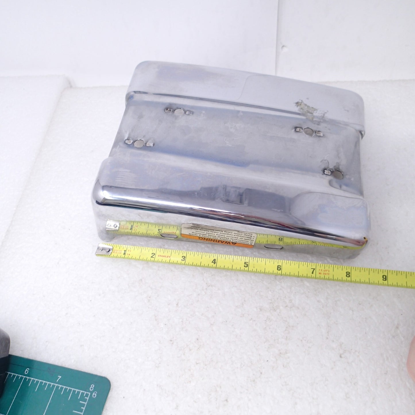 13-17 Harley FXDL Dyna Low Rider Battery Tray & Side Cover 61300151