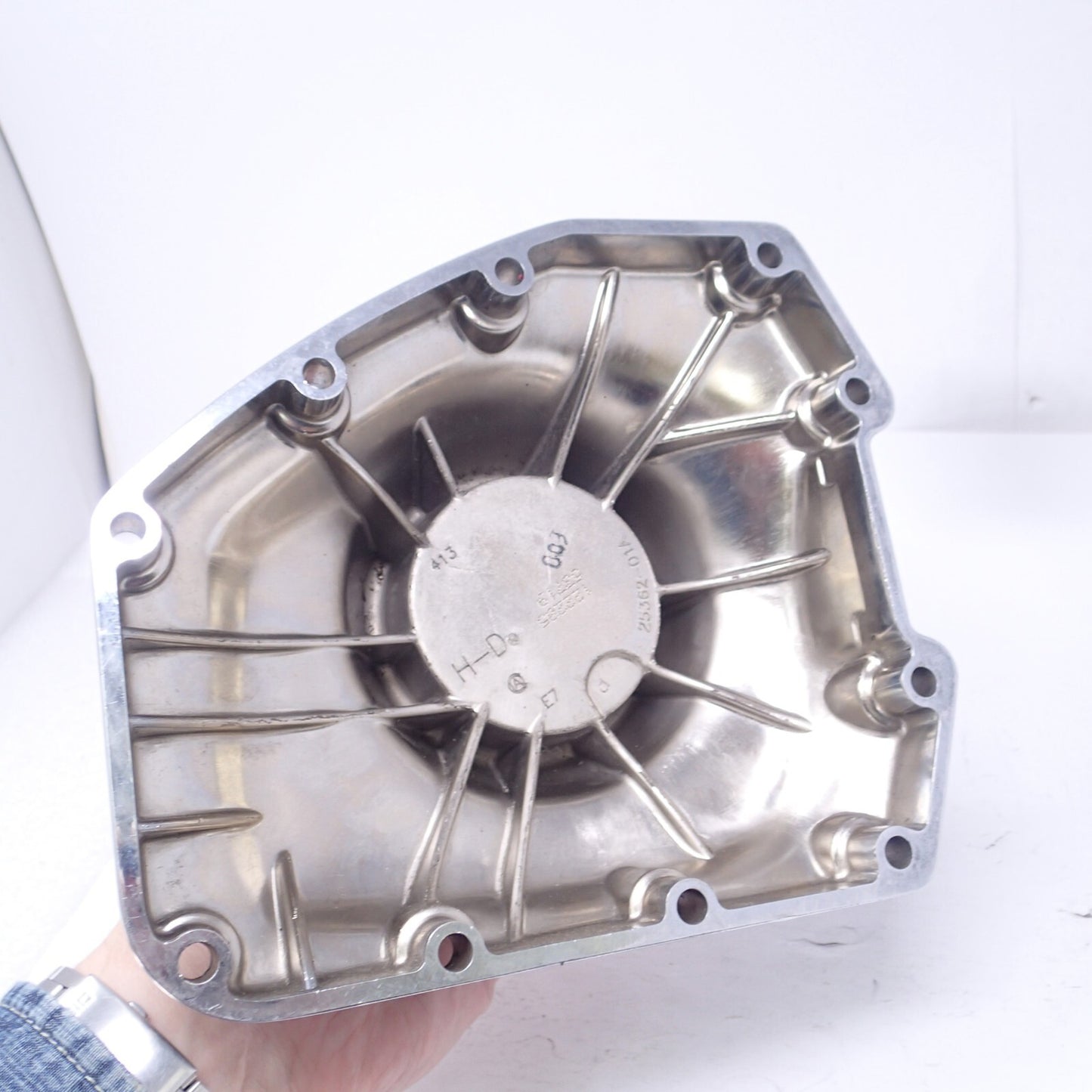 Harley-Davidson 2008 Electra Glide Camshaft Cover Chrome 25362-01A (DAMAGED)