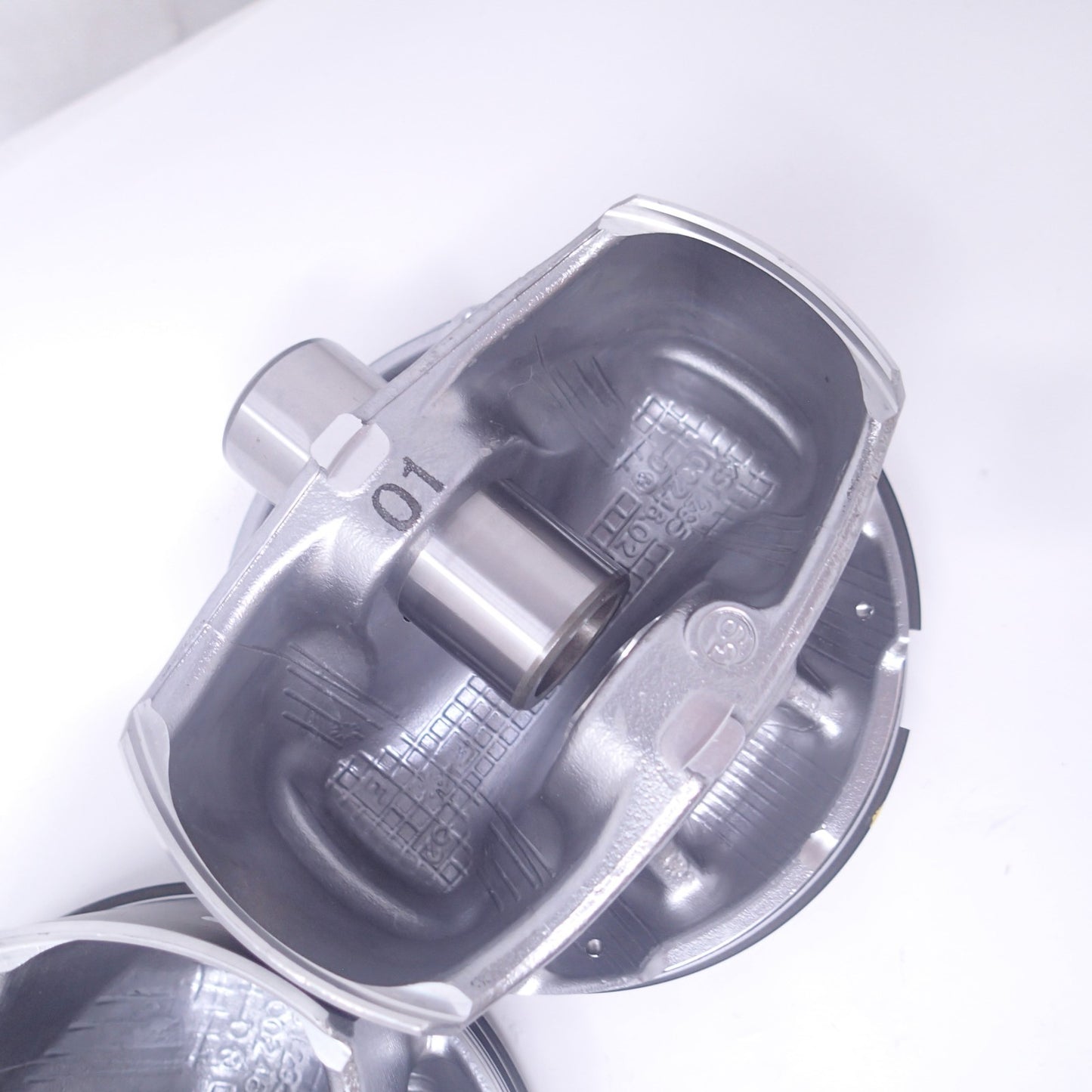 OEM Harley-Davidson 107" Milwaukee 8 Take-Off Piston Set 21900037 +Lifters