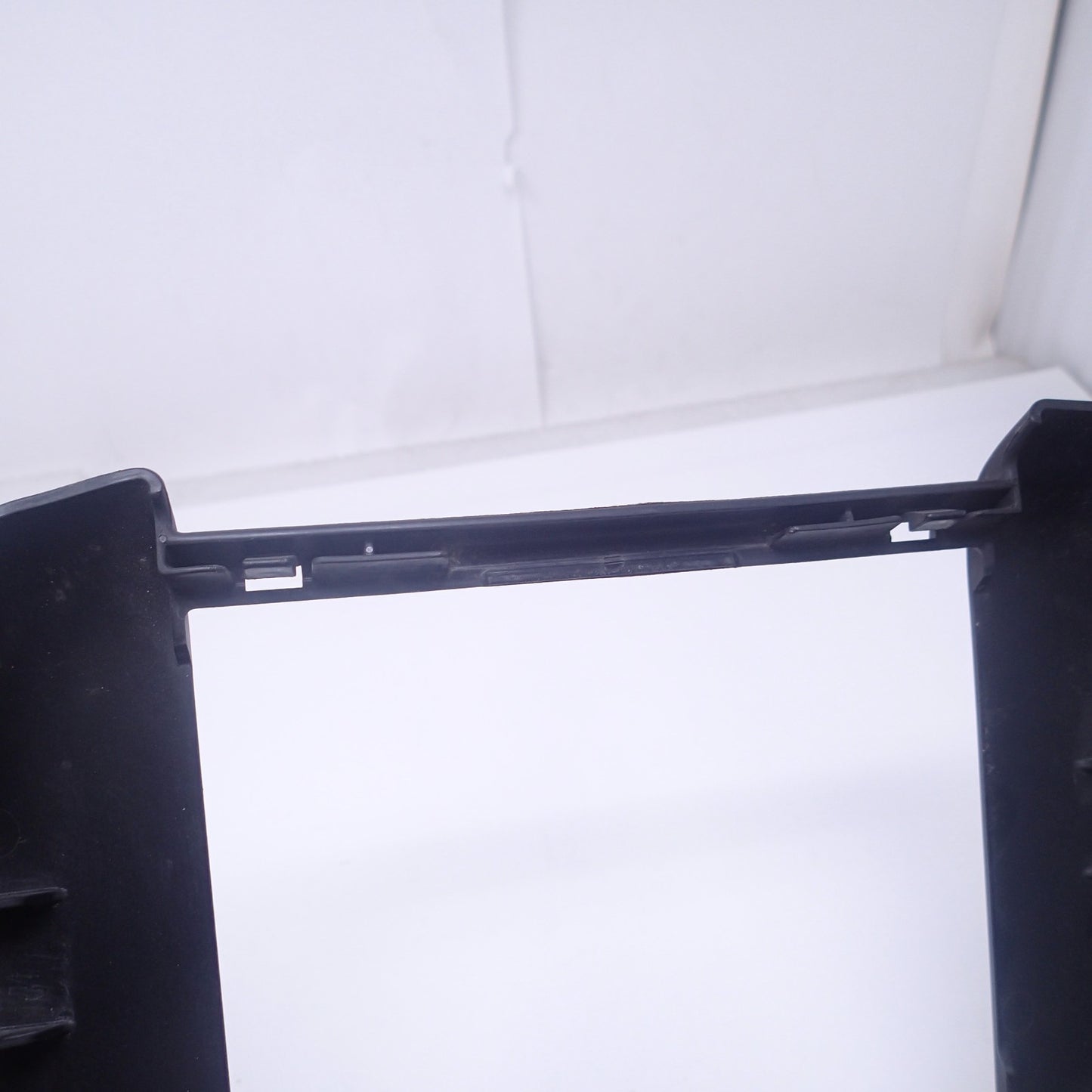 Harley Davidson 17-23 Touring Oil Cooler Cover Shroud Road Street Glide 2680092