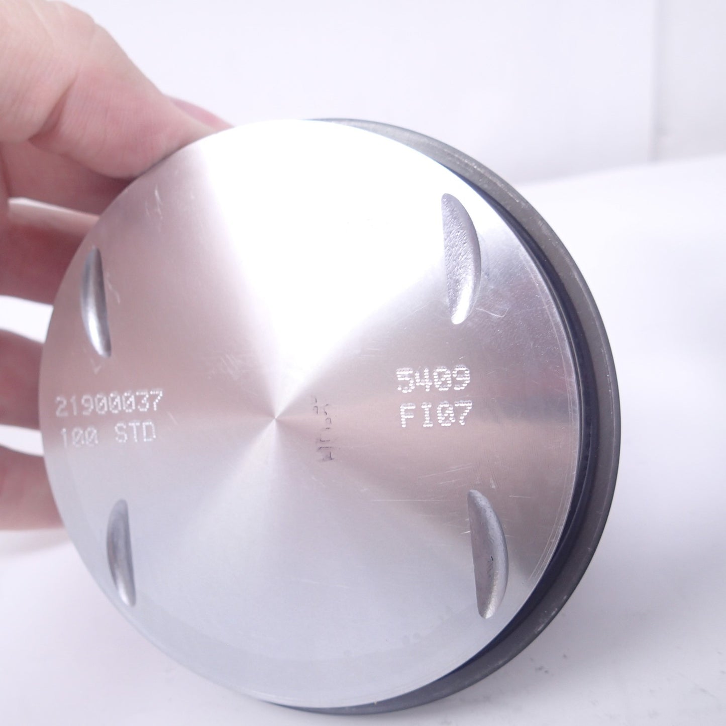 OEM Harley-Davidson 107" Milwaukee 8 Take-Off Piston Set 21900037