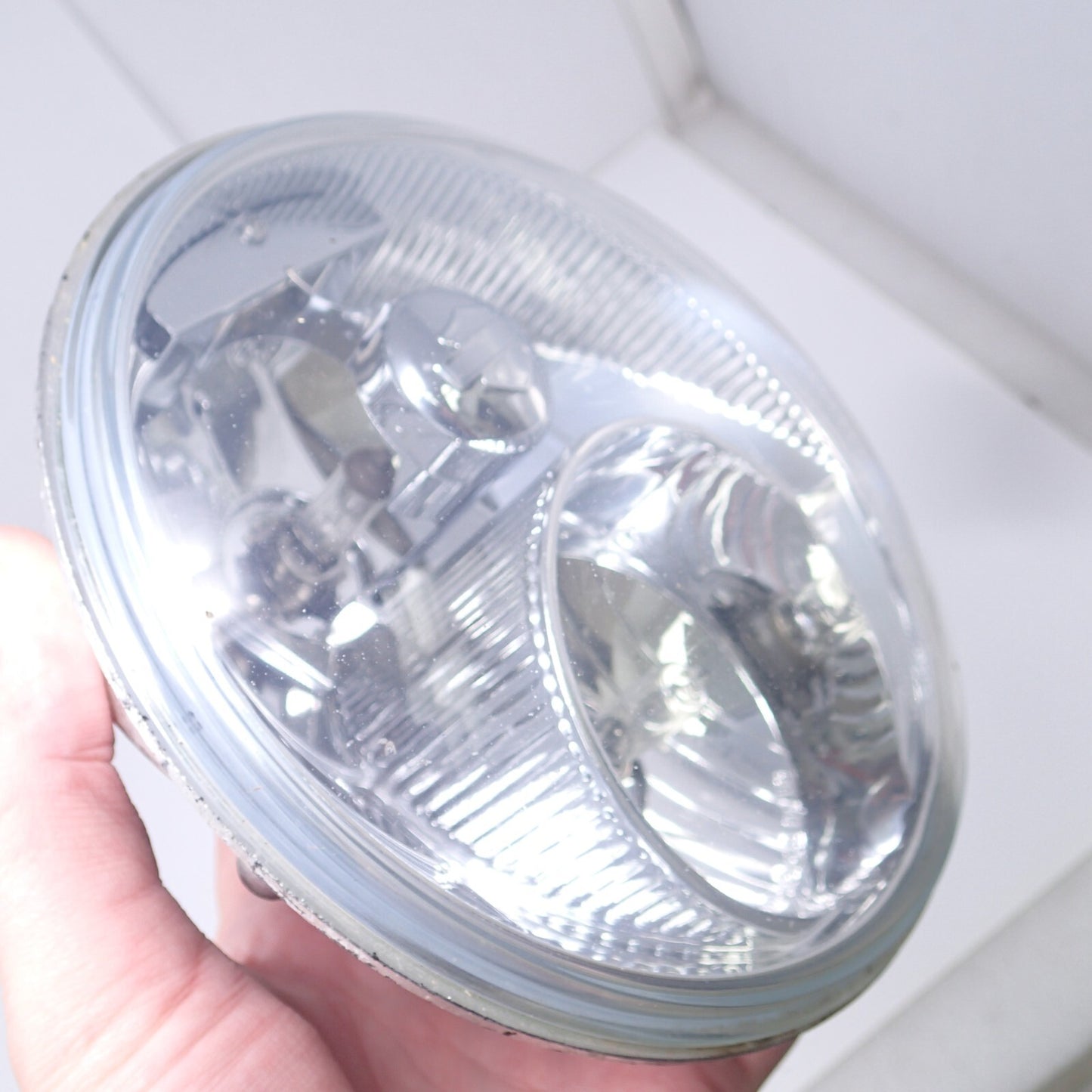 OEM Harley-Davidson 7" Dual Halogen Headlight 67700064