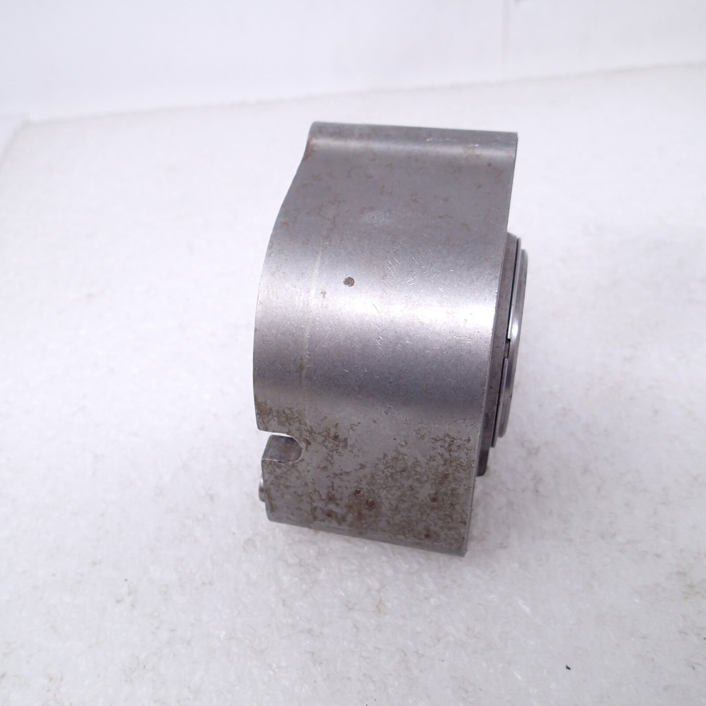 04 HARLEY-DAVIDSON SOFTAIL REAR SUPPORT ENGINE MOTOR BALANCE SHAFT 14717-00