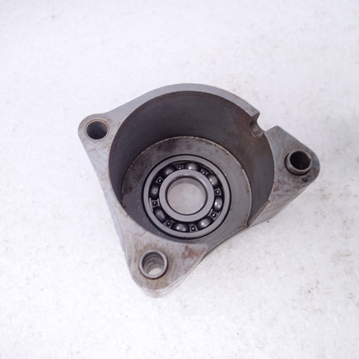 04 HARLEY-DAVIDSON SOFTAIL REAR SUPPORT ENGINE MOTOR BALANCE SHAFT 14717-00