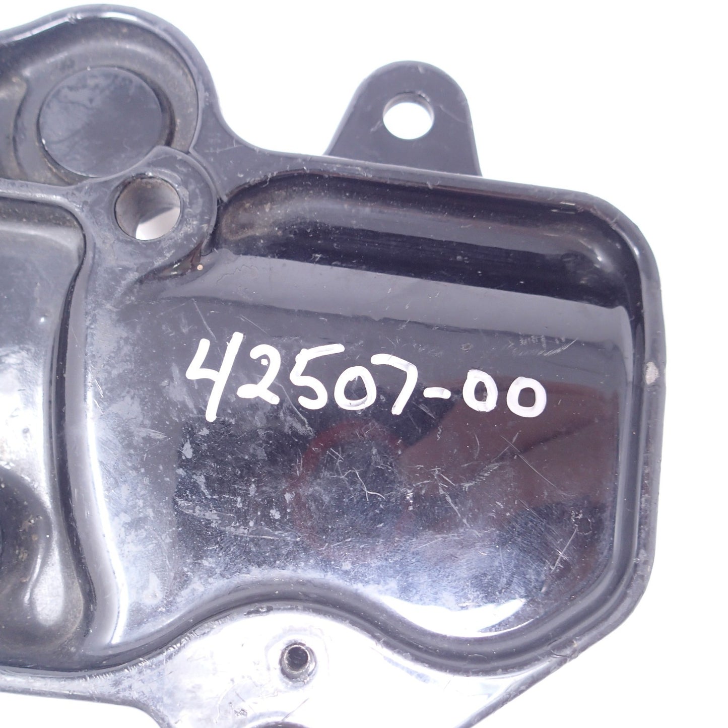 Harley BRACKET BRAKE LEVER & FOOTREST Right Footpeg Mount Bracket 42507-00