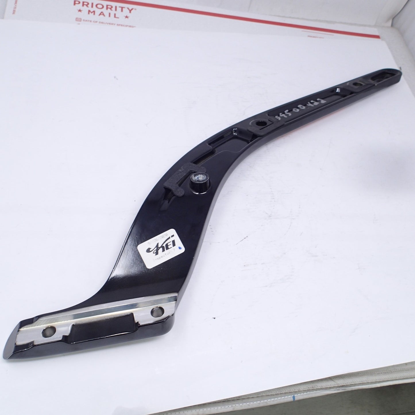 Harley Street Bob FXBB RIGHT Rear Fender Frame Cover Strut Slim Softail 59500422