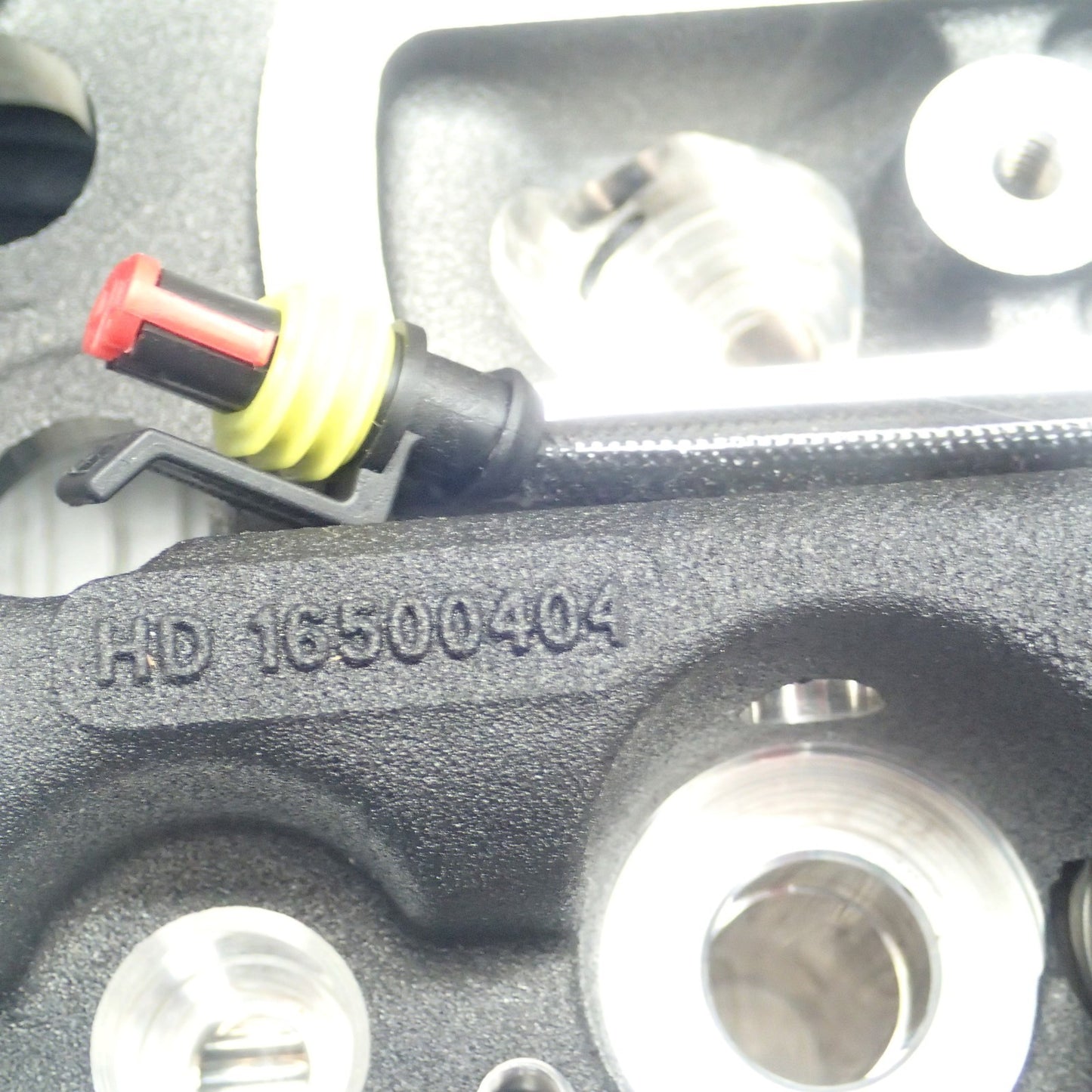 oem Harley 16500404 Rear Oil Cooled Black Cylinder Head 17-23 M8 Touring Softail