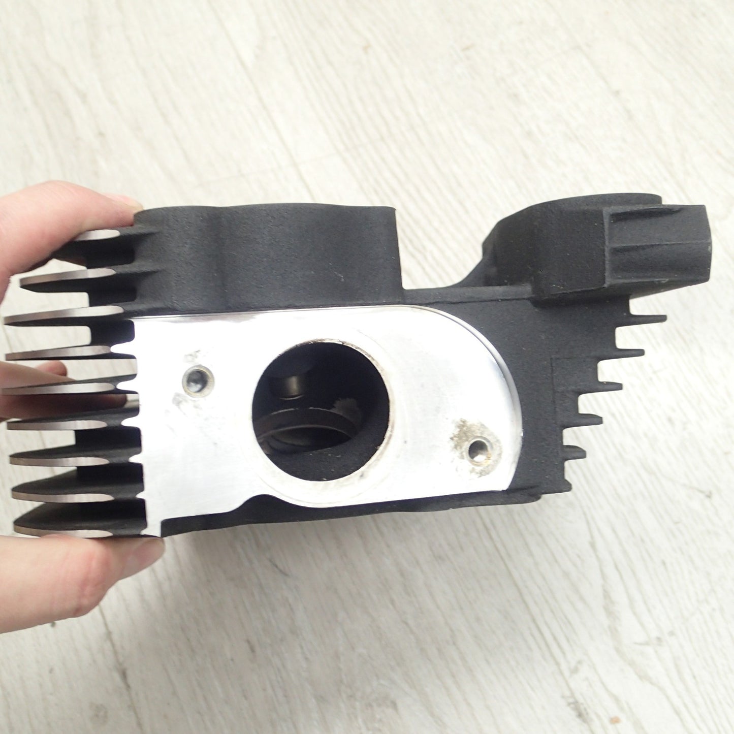 07-20 HARLEY-DAVIDSON SPORTSTER 1200 OEM ENGINE FRONT TOP 16874-07