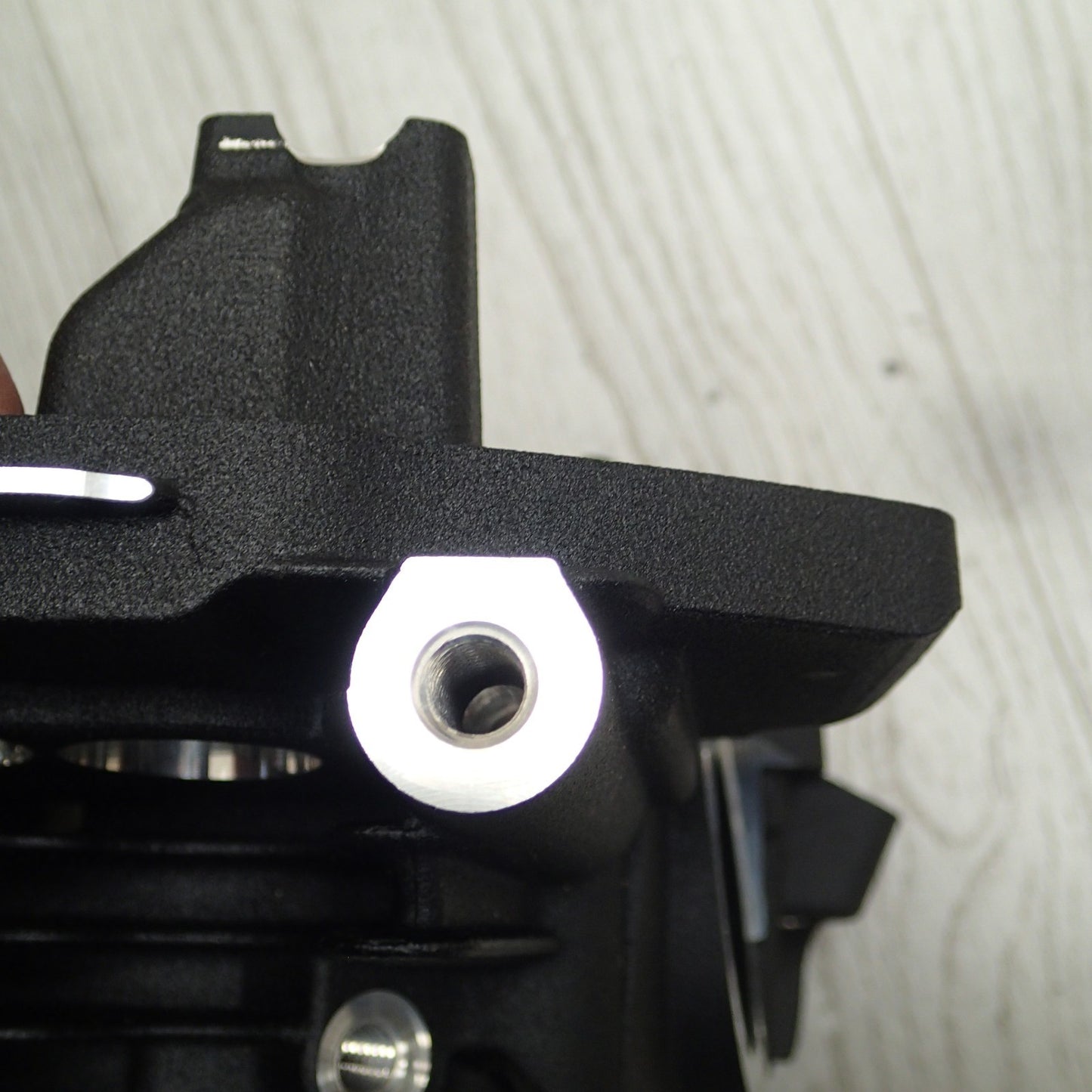 oem Harley 16500404 Rear Oil Cooled Black Cylinder Head 17-23 M8 Touring Softail