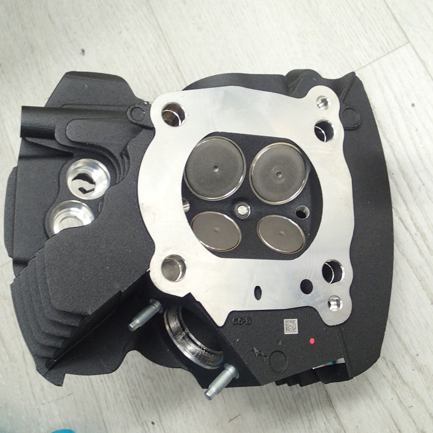 oem Harley 16500404 Rear Oil Cooled Black Cylinder Head 17-23 M8 Touring Softail