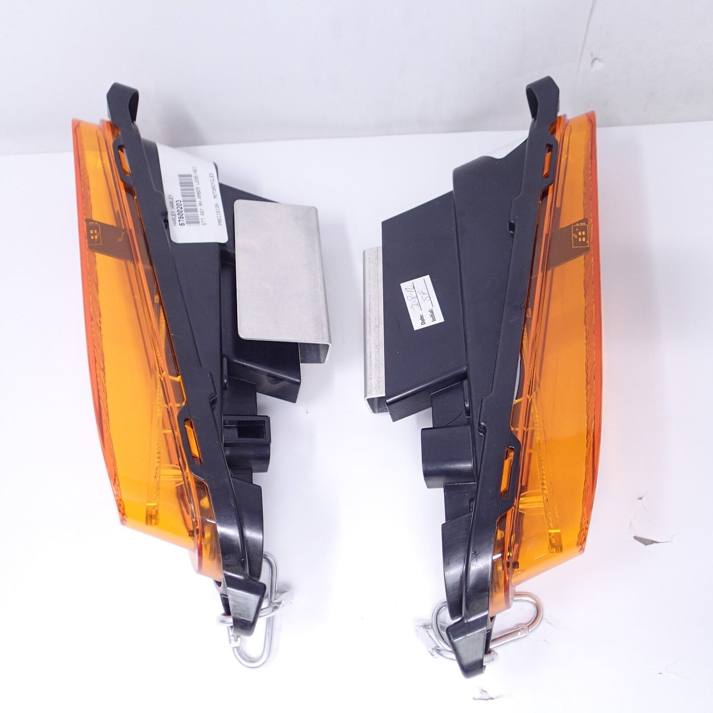 Harley Right & Left Turn Signal Assembly Amber - 67800203/67800204