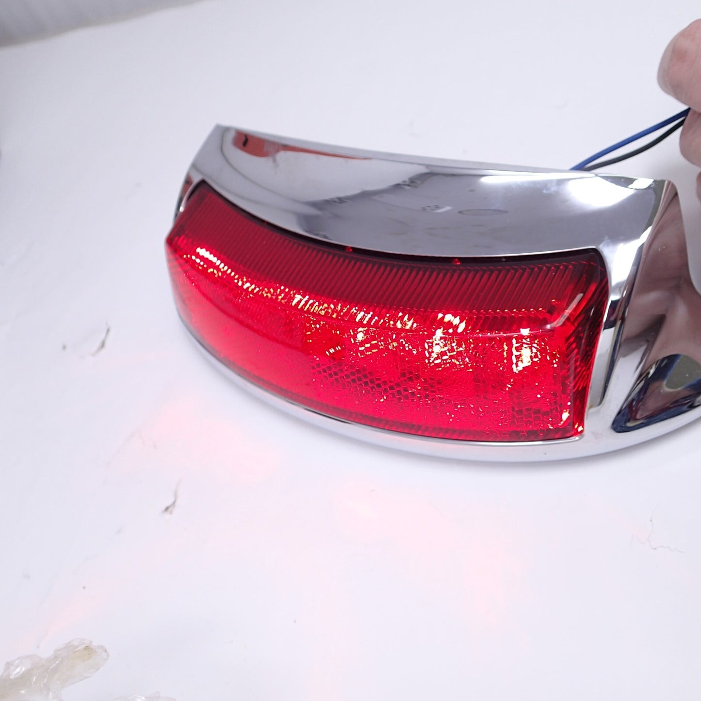 HARLEY FENDER TIP BRAKE LIGHT W/RED LENS - 59672-09 / 5858630