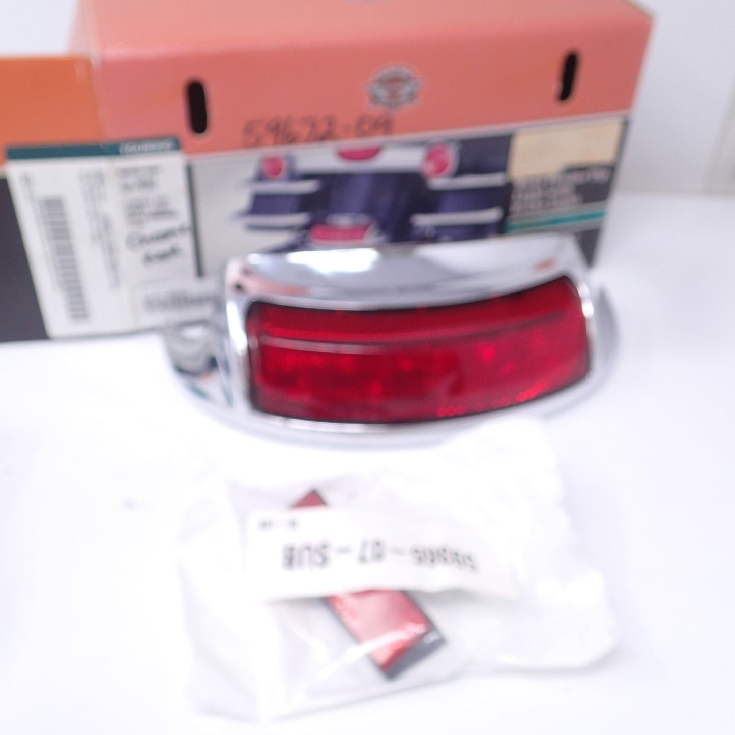 HARLEY FENDER TIP BRAKE LIGHT W/RED LENS - 59672-09 / 5858630