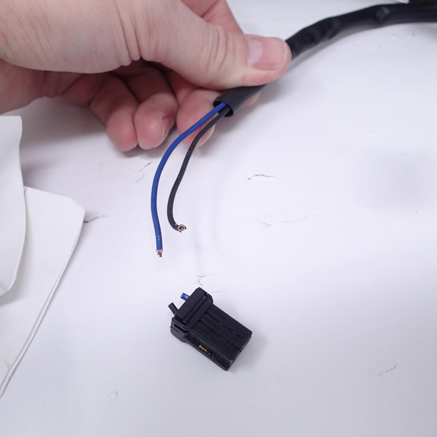 HARLEY FENDER TIP BRAKE LIGHT W/RED LENS - 59672-09 / 5858630