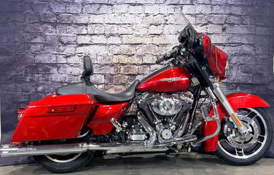 2012 HARLEY DAVIDSON - FLHX STREET GLIDE
