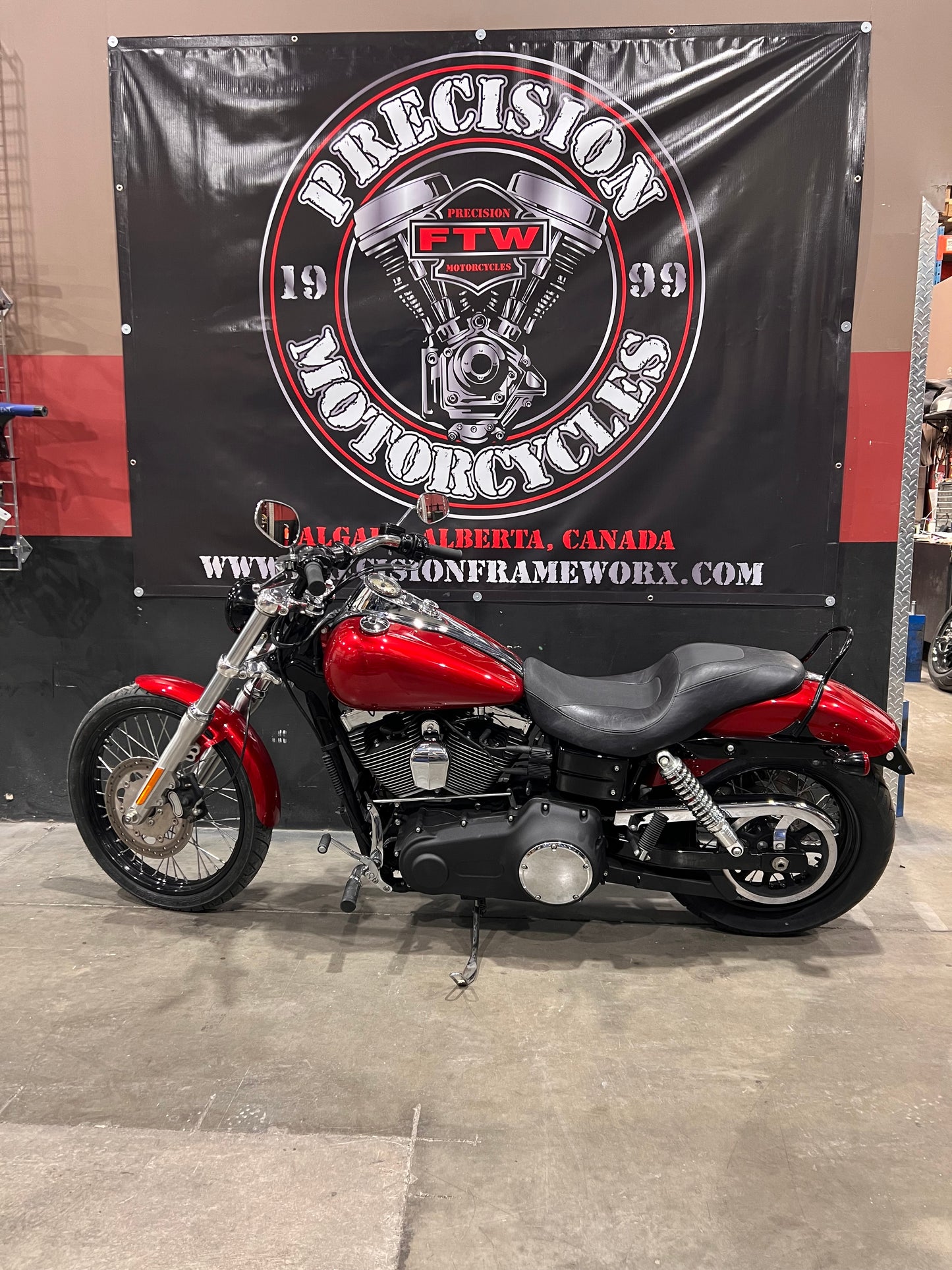 2011 FXDWG DYNA WIDE GLIDE