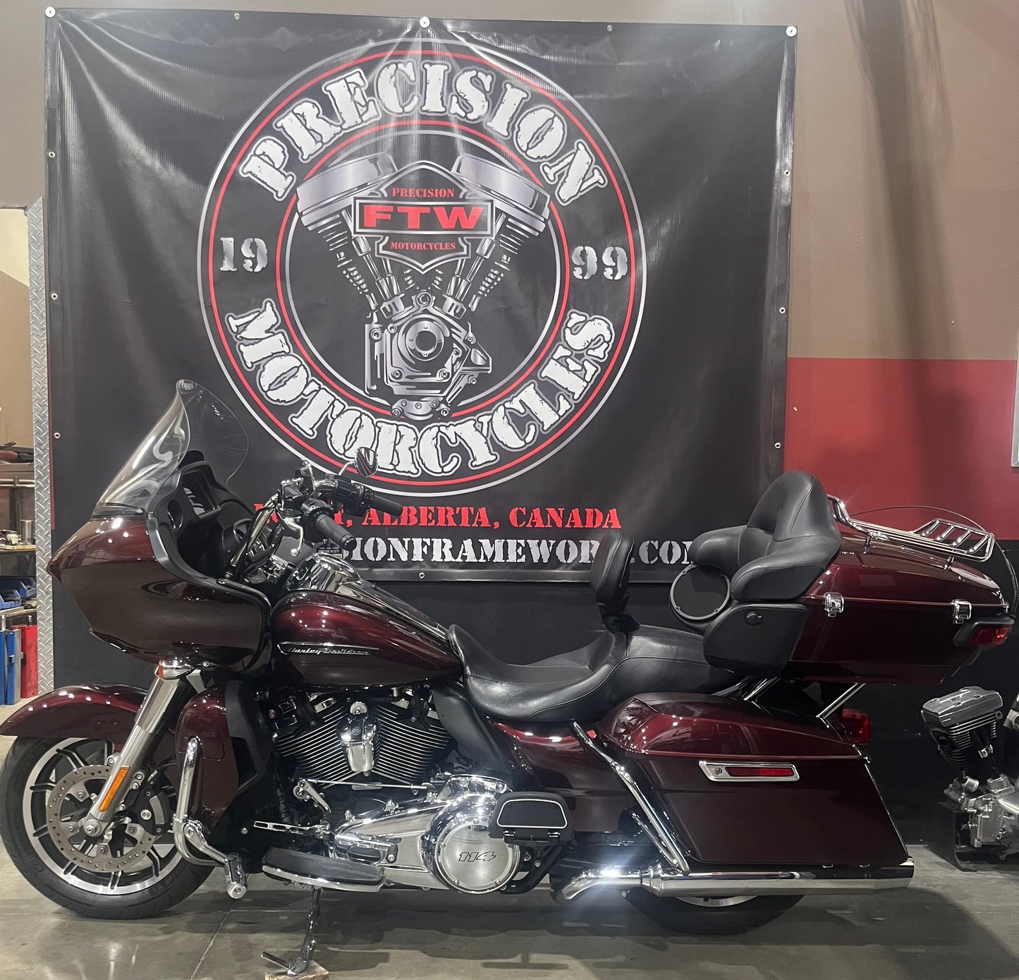 2010 Harley Davidson FLHTCU