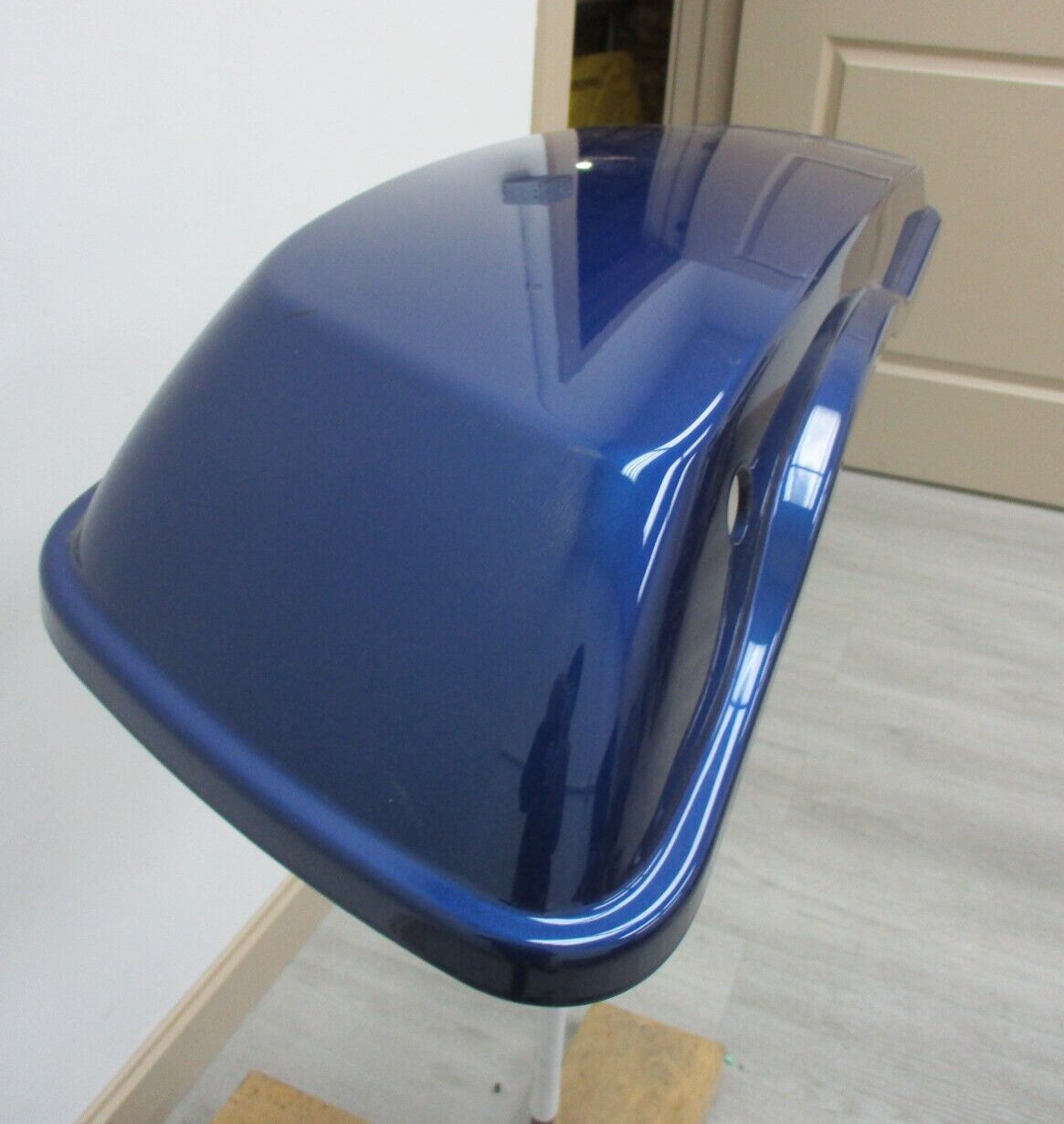 Harley Davidson OEM  Saddlebag Lid   90200411   2014 and LATER ROYAL BLUE