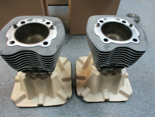 Harley Davidson OEM Cylinders 96 Softail, DYNA, FXDB 16800004