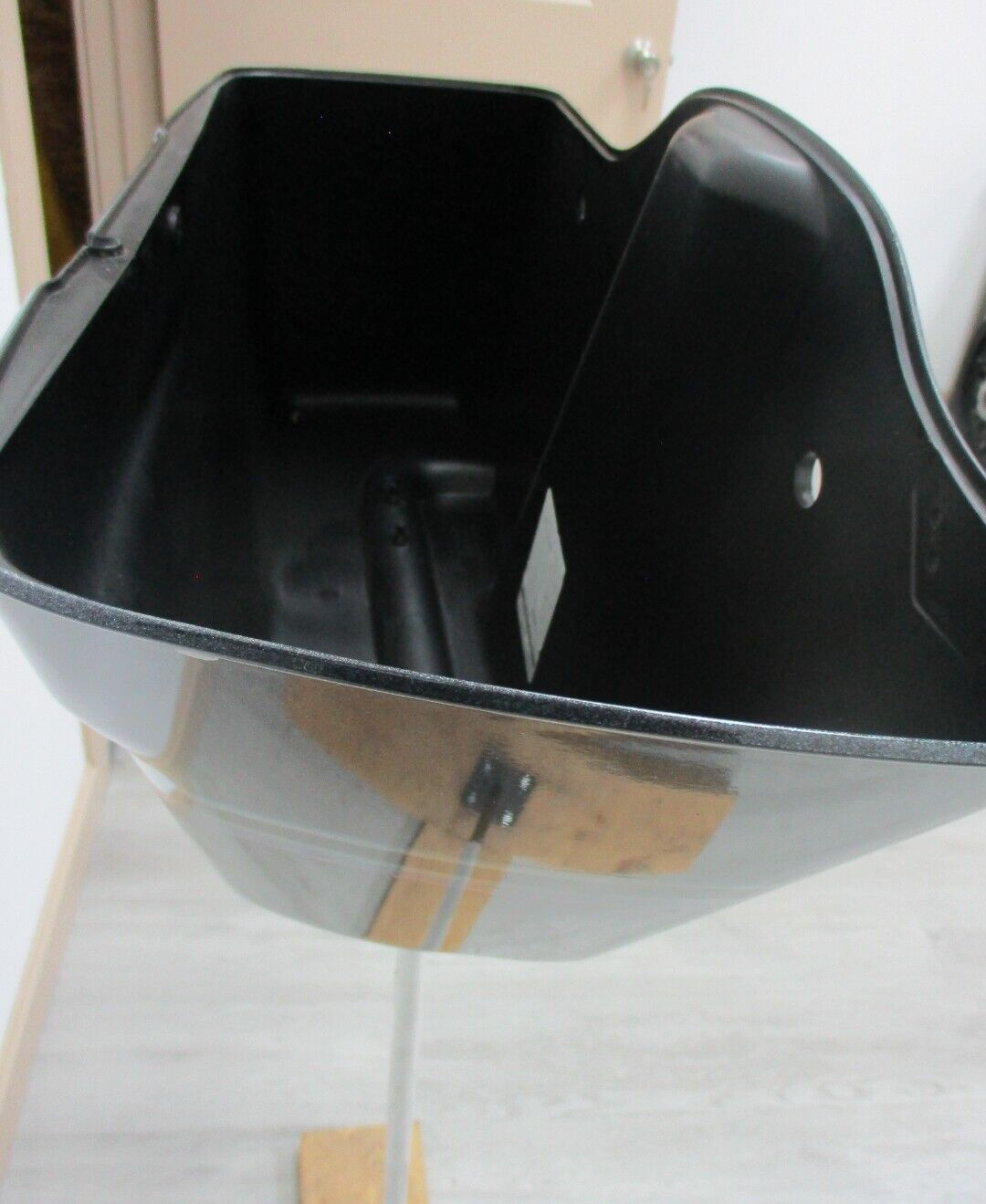 Harley Davidson OEM  Saddlebag BLUE 90200412 2014-Later