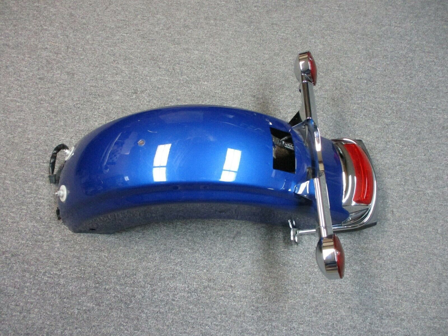 Harley Davidson OEM 59579-01XE FLHTCU Luxury Blue Fender 01-04 With Turn Signal