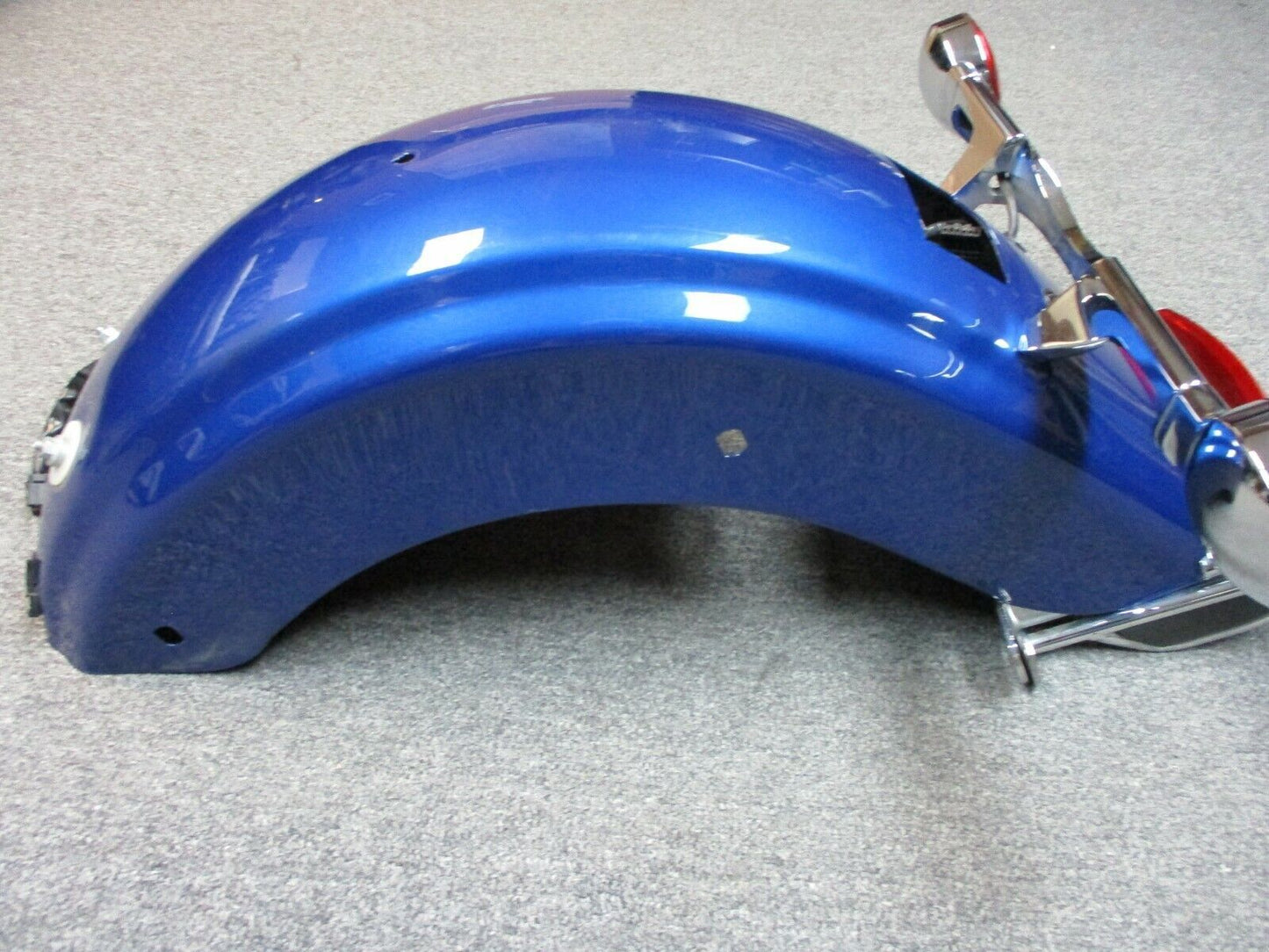 Harley Davidson OEM 59579-01XE FLHTCU Luxury Blue Fender 01-04 With Turn Signal