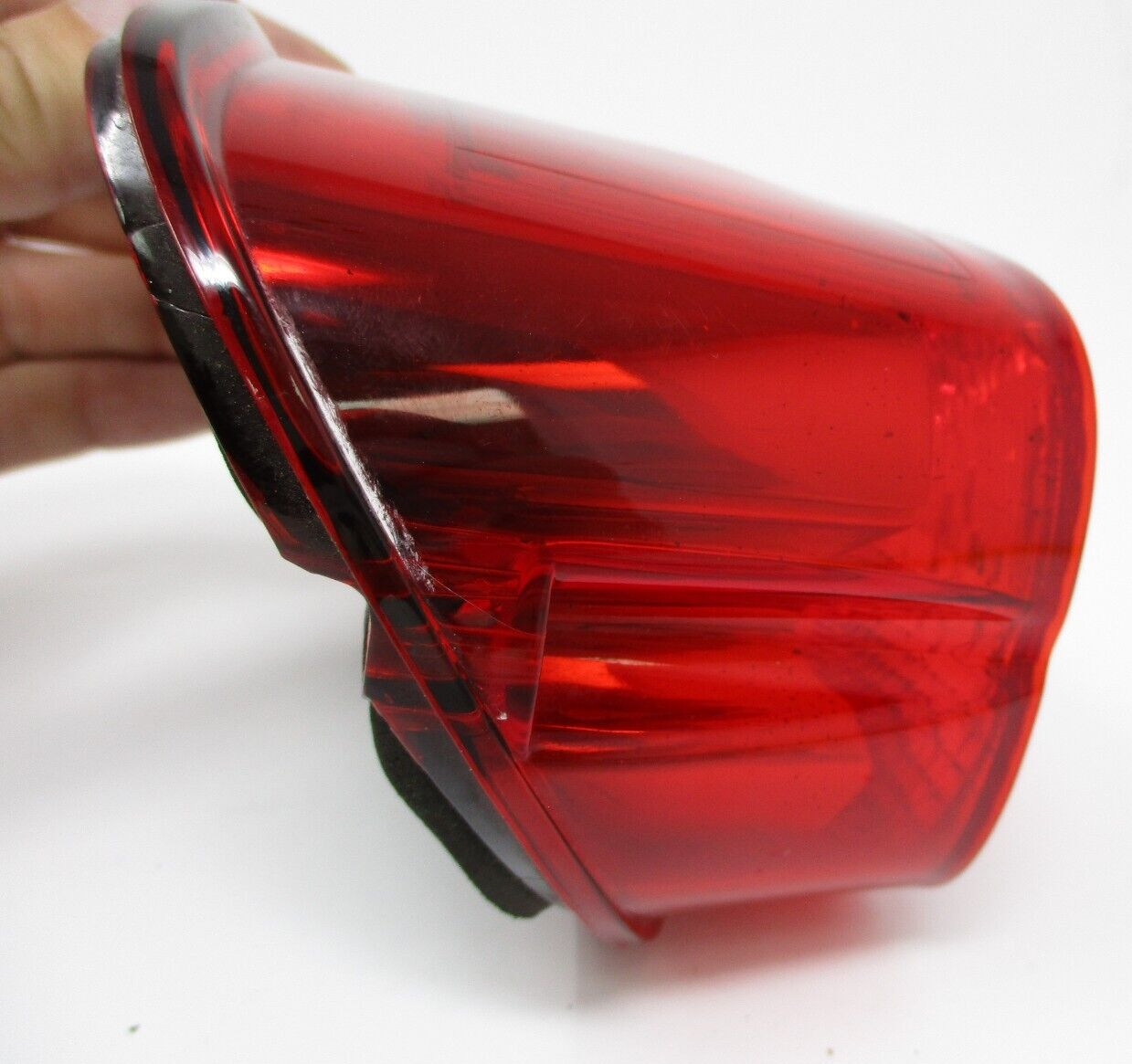 Harley Davidson OEM Tail Light Lens, Solid Red Lens w gasket(No Lamp) 68368-03