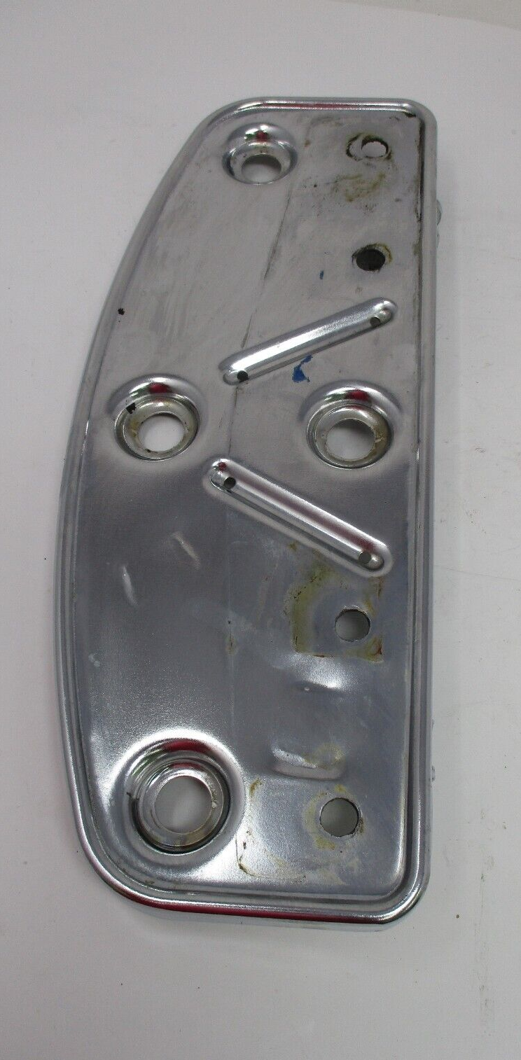 Harley Davidson OEM '06-'20 FLSTF/FL Floorboard Chrome 50621-06