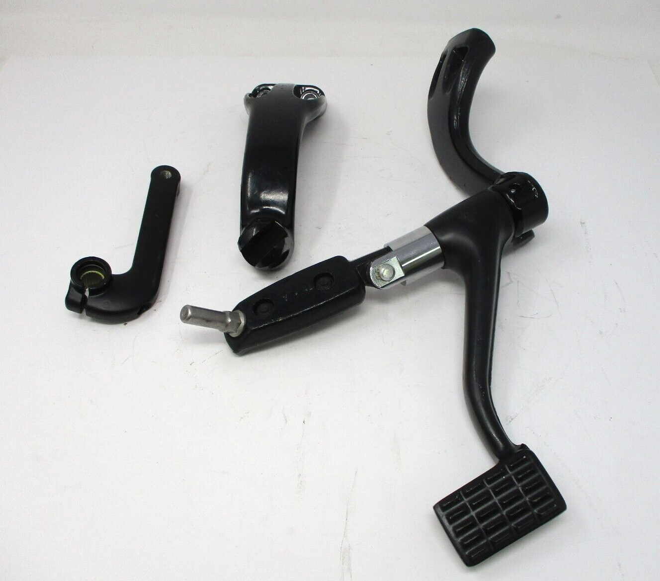 Harley-Davidson Black Mid Control Foot Peg Brake Pedal Kit 42972-04