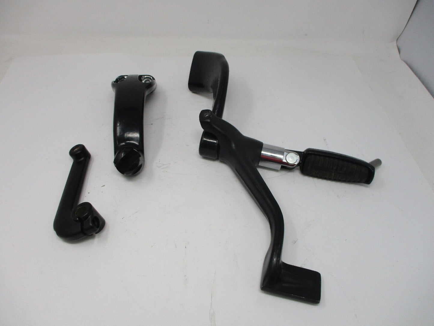 Harley-Davidson Black Mid Control Foot Peg Brake Pedal Kit 42972-04