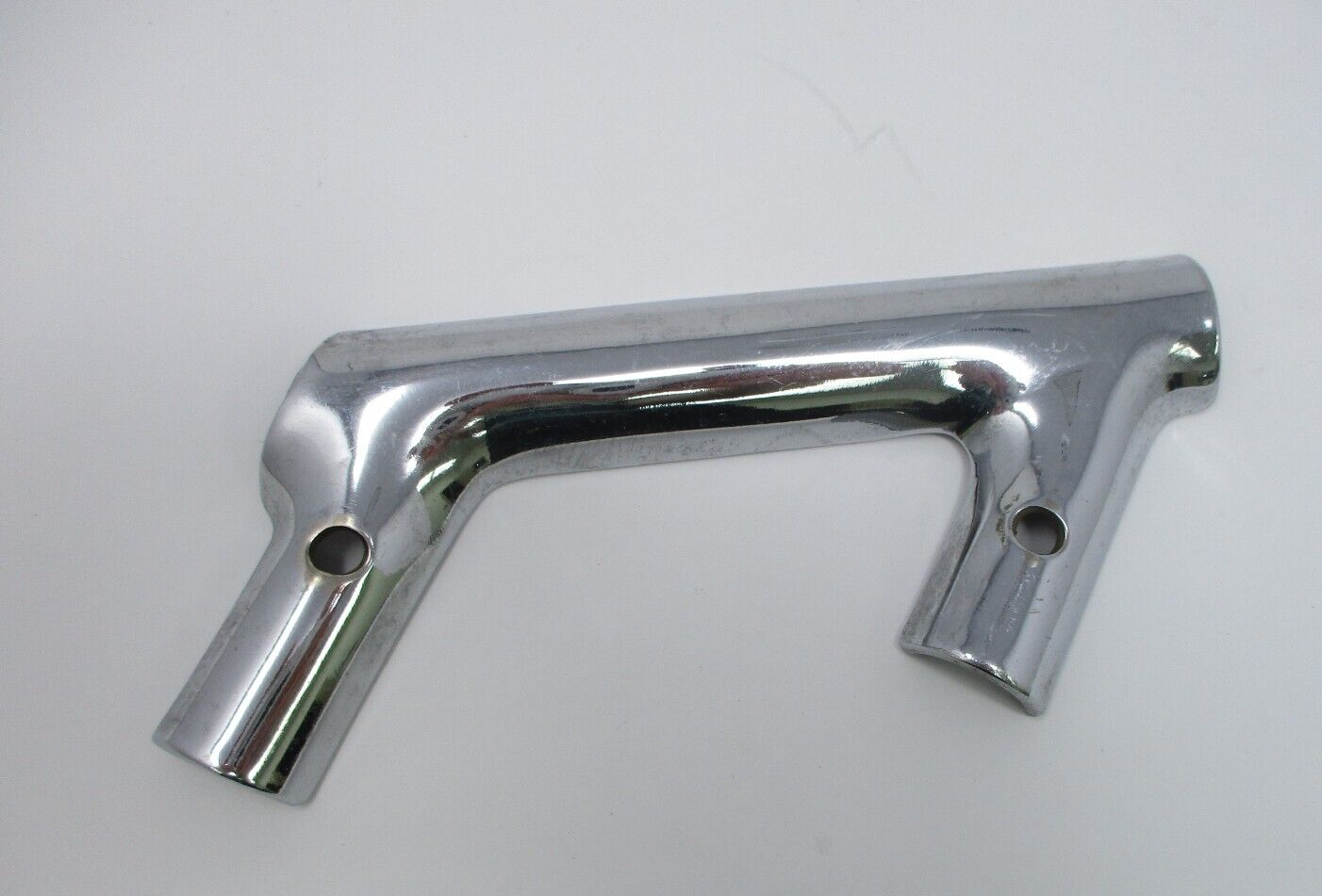 Saddlebag Side Rail Bracket RL136