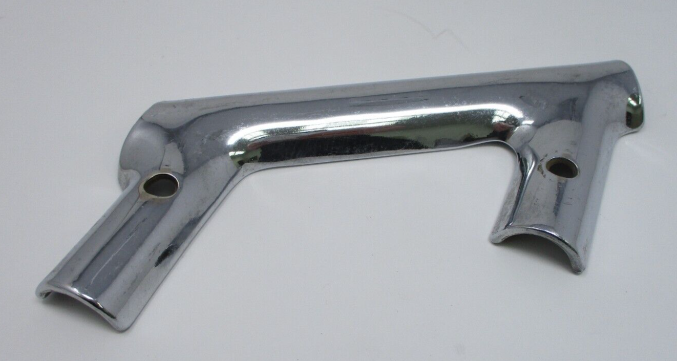 Saddlebag Side Rail Bracket RL136