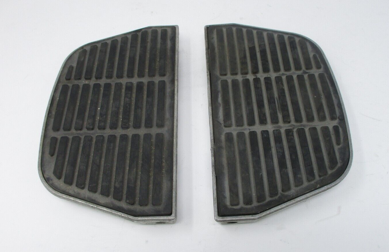 Harley-Davidson  Passenger Footboards with PAD 50613-91