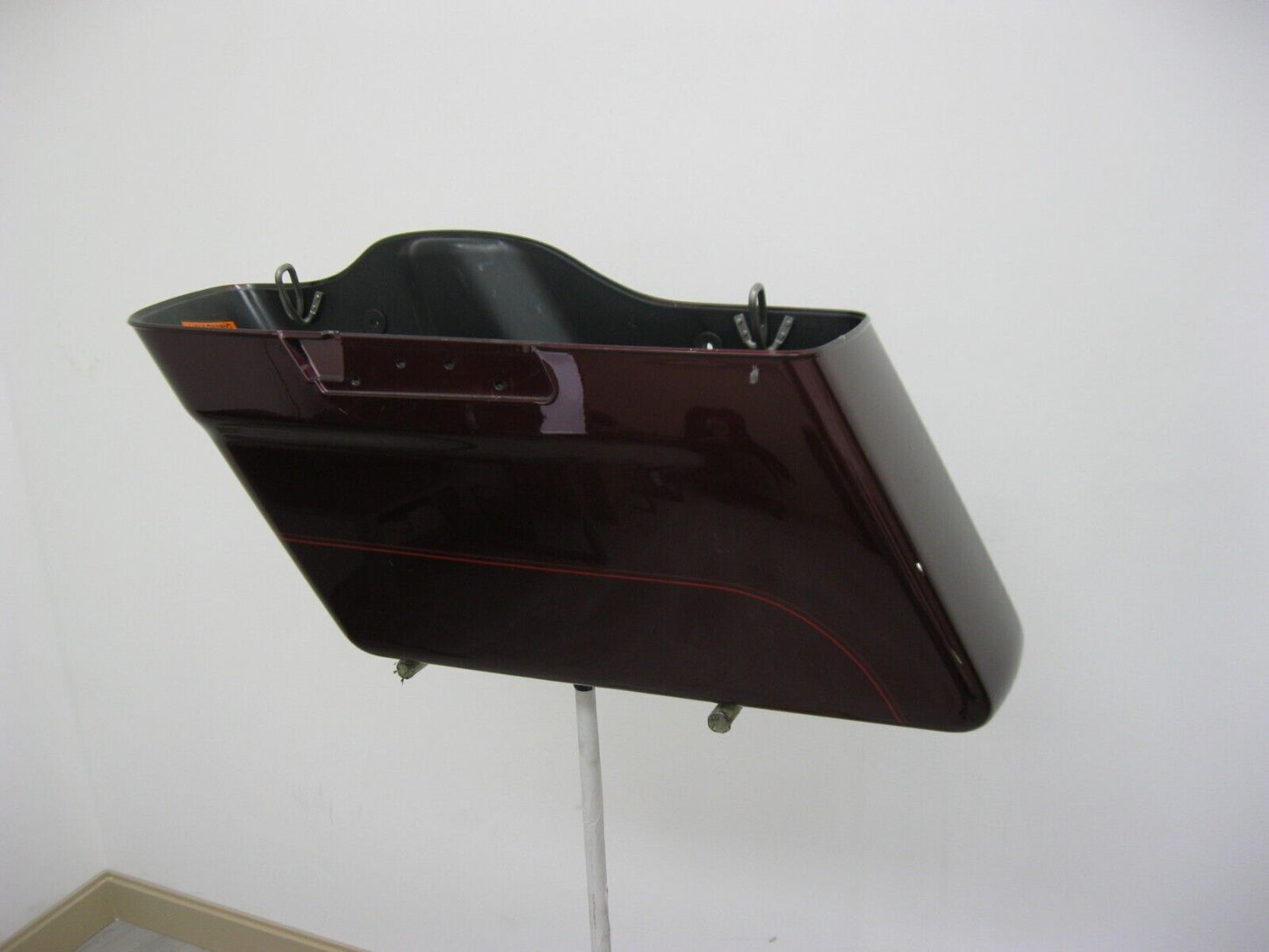 Harley-Davidson OEM Left Saddlebag Burgundy with Red Detail 90200414 2014-Later