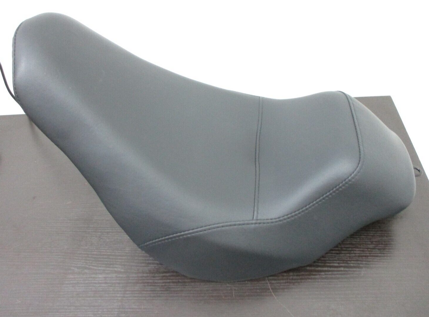 Harley-Davidson Stock Solo Seat 52000496