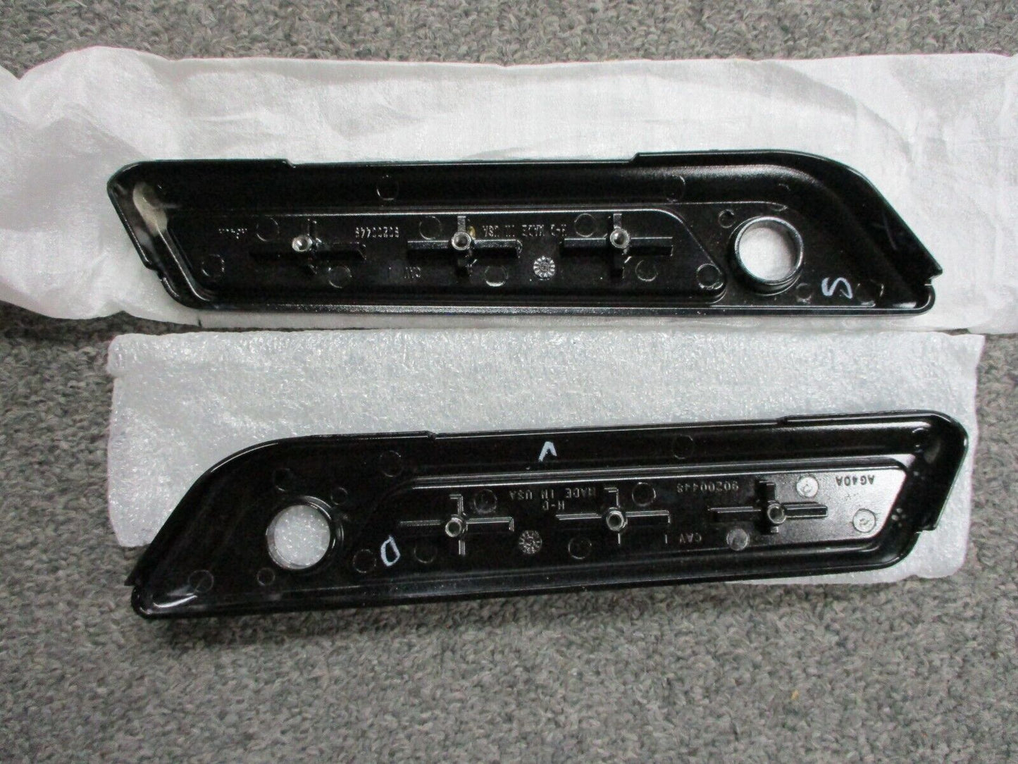 Harley Davidson OEM FL Saddlebag Gloss Black Face Plates 14 Later 90200984DH