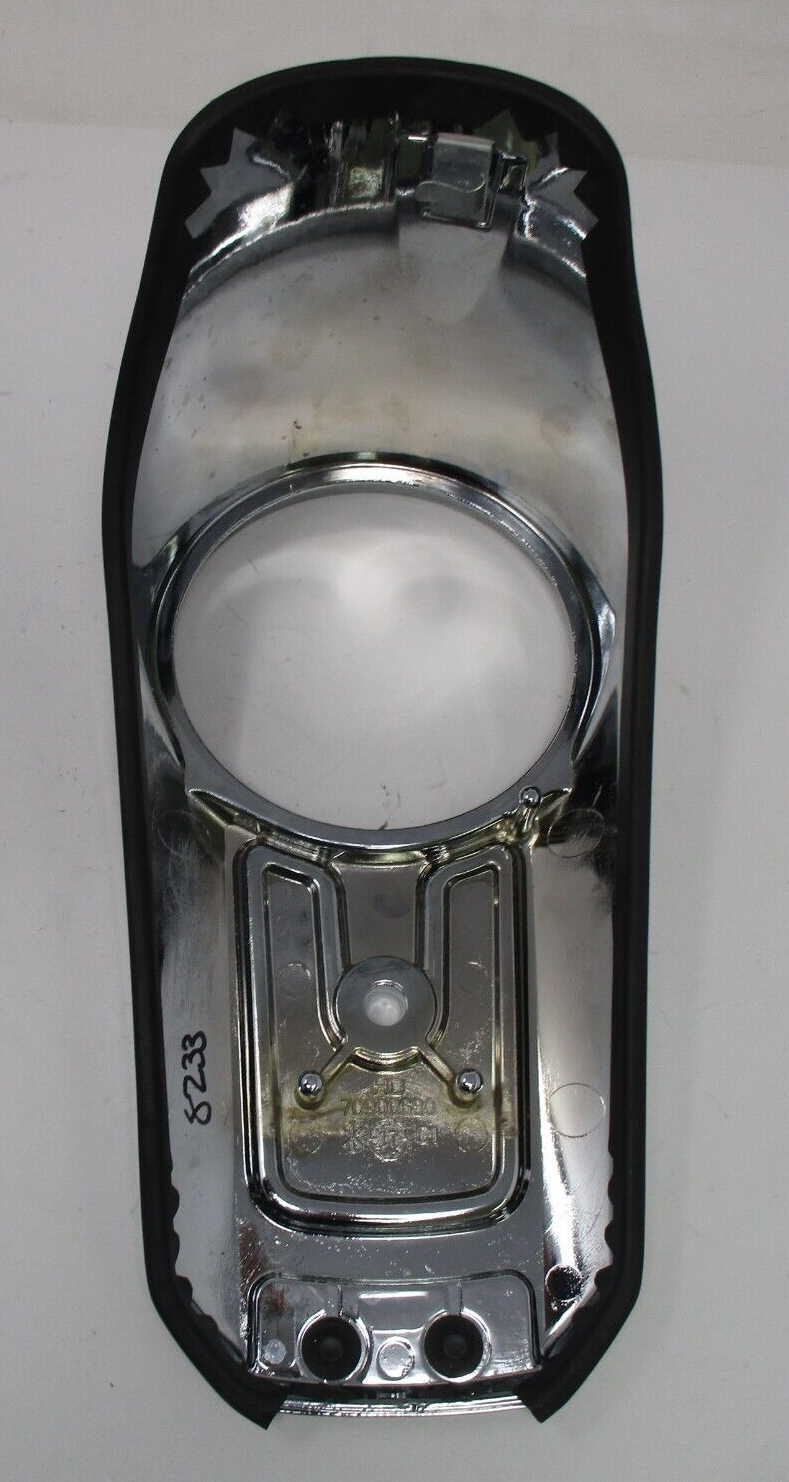 Harley-Davidson Sport Glide CHROME Fuel Gas Tank Console 70900747