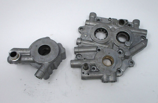 Harley-Davidson Cam Support Plate & Oil Pump Assembly 26290-99B  25245-00