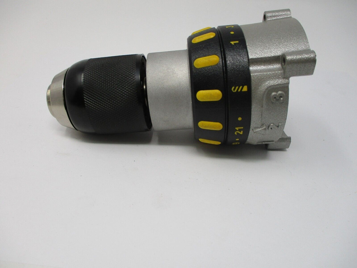 DeWALT 399102-01SV Spindle/Chuck Assembly